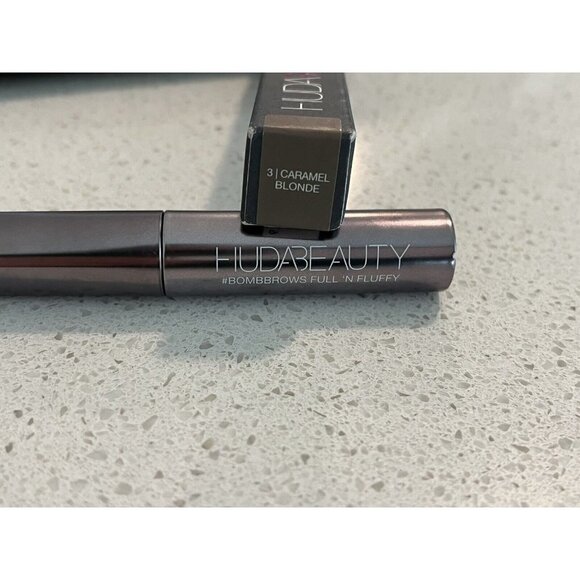 HUDA BEAUTY BombBrows full & fluffy fiber gel 3 caramel blonde new in box - Picture 4 of 6